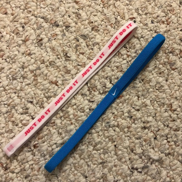 NIKE— Women’s Headbands/Hairbands (Bundle of 2) - Picture 2 of 2